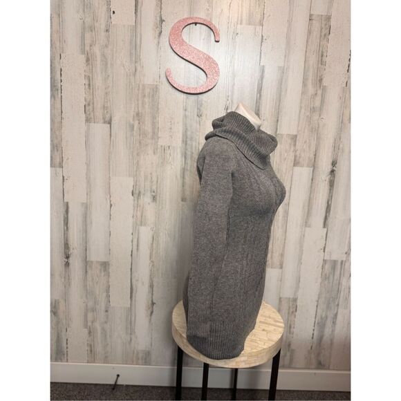 Blue Banana - New Cable Knit Long Jumper size small - Picture 3 of 5